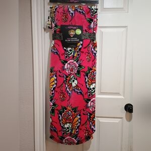 New Ed Hardy Hot Pink Vibrant Skull/Rose Print Plush Blanket Size Twin 60x90